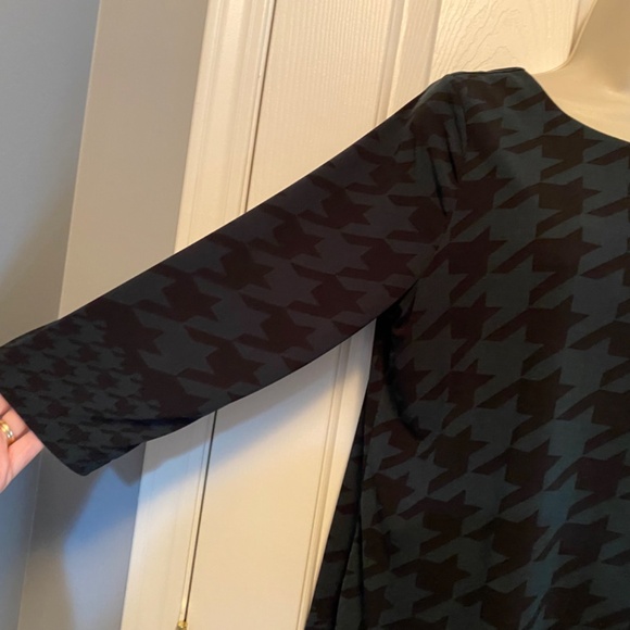 BUY 2 ITEMS GET 1 FREE - Cleo Petites Houndstooth 3/4 sleeve blouse Sz L - Picture 4 of 8